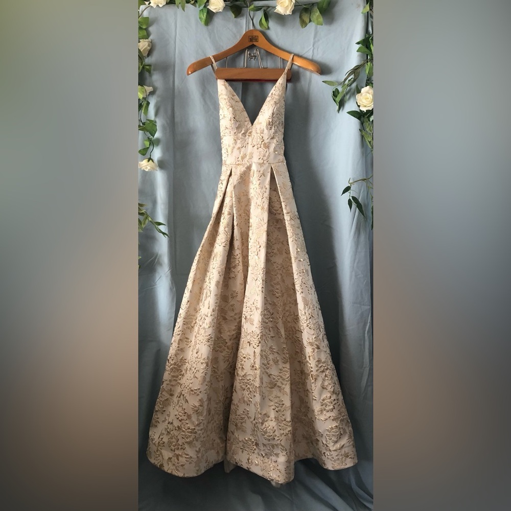 Elegant Cream Floral Dress